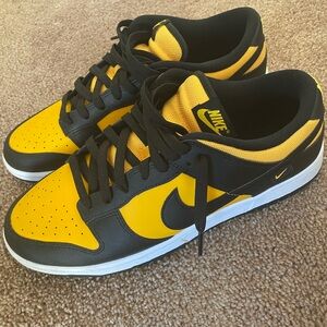 Nike Dunk Blk/University Gold